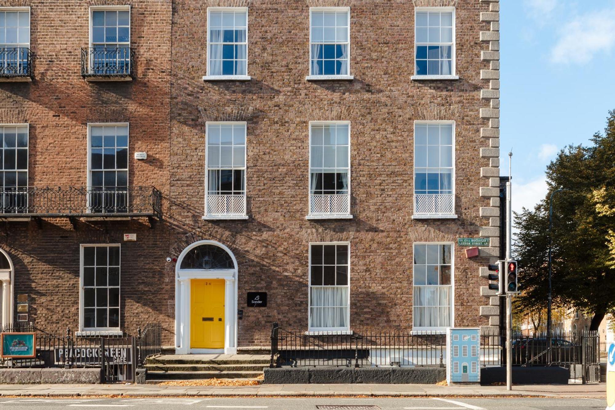 The Earl Hotel Leeson Street, Sonder By Marriott Bonvoy Дъблин Екстериор снимка