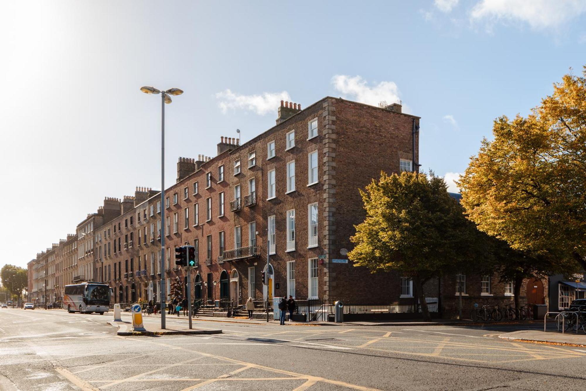 The Earl Hotel Leeson Street, Sonder By Marriott Bonvoy Дъблин Екстериор снимка